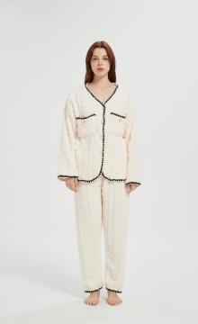 Supplier Women's 2 Pcs Fluffy Pajamas Set  | OEM Velveteen Warm Zipper Sleepwear Loungewear