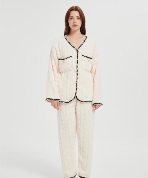 Supplier Women's 2 Pcs Fluffy Pajamas Set  | OEM Velveteen Warm Zipper Sleepwear Loungewear