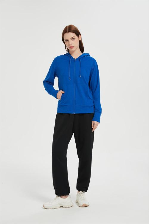 Custom Women's Casual Workout Shirt With Pockets From Chinese Factory
