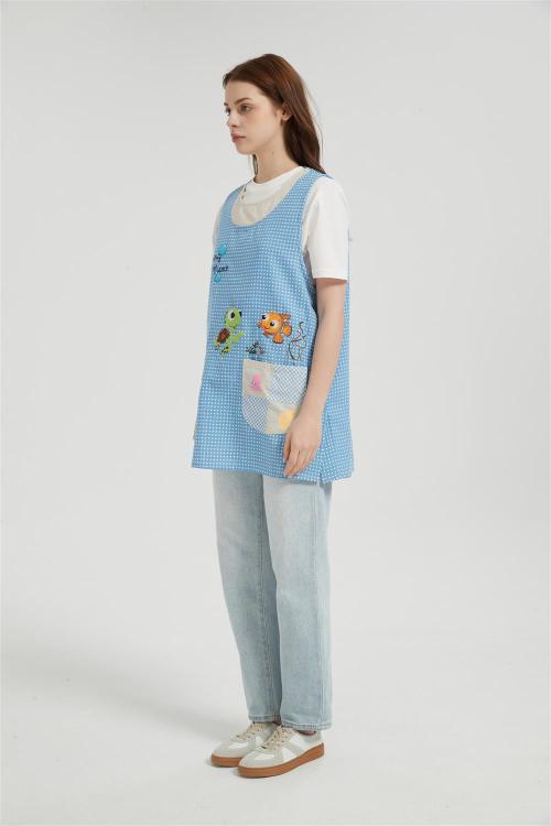 OEM Printed Aprons For WomenWith Pockets | Smock Apron With Buttons For Cooking Manufacturer