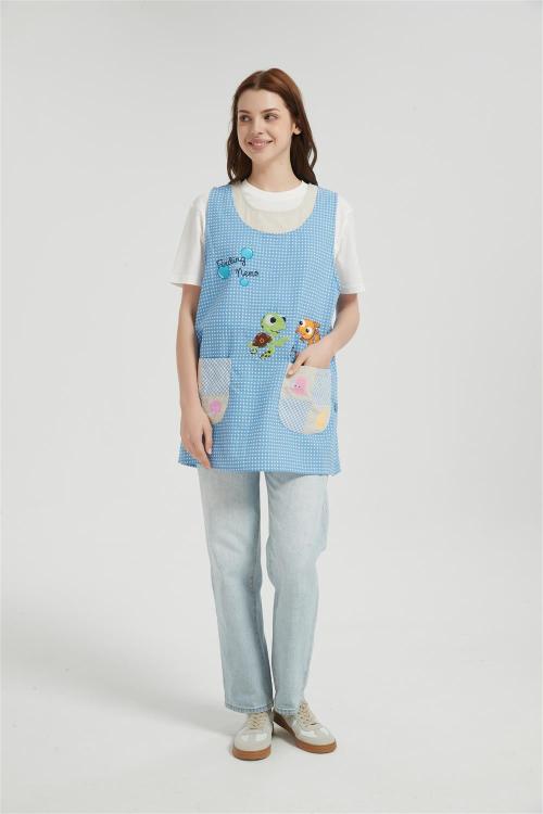OEM Printed Aprons For WomenWith Pockets | Smock Apron With Buttons For Cooking Manufacturer
