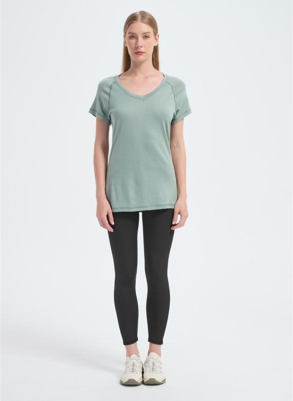 Custom Women's Merino V-Neck T-shirt From Chinese Factory