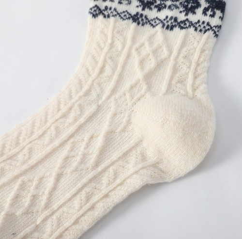 Custom Women's Merino Wool Blend Socks, Soft Breathable Knit Merino Wool Socks for Daily Wear