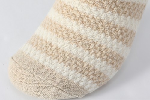 Wholesale Knitted Merino Wool Socks For Men, Skin-Friendly Knit Merino Wool Socks for Everyday Use