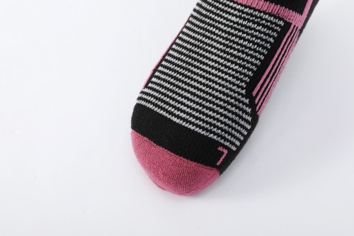Wholesale of functional merino wool skiing socks merino wool ski socks outdoor sports merino wool socks