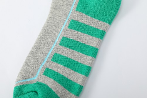 High Quality Functional Breathable Merino Wool Socks Merino Wool Ski Socks Outdoor Skiing Merino Wool Socks
