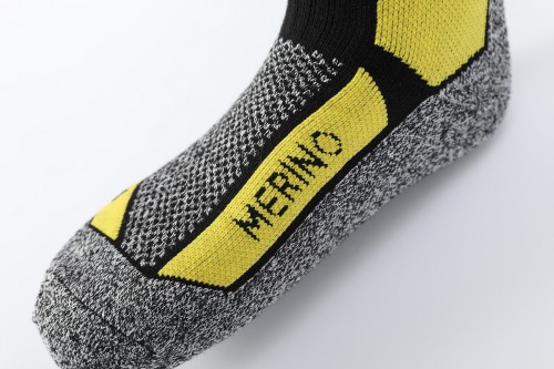 Performance Moisture Wicking Merino Wool Ski Socks Breathable Snow Sport Socks From Chinese Factory