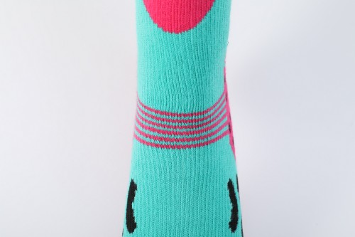 Premium Warm Merino Wool Ski Socks For Winter Outdoor Anti Odor Warm Functional Merino Wool Socks Supplier