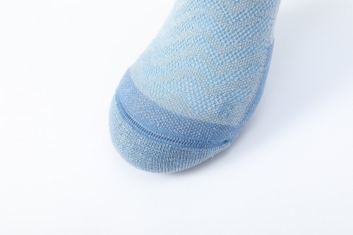 Aupply Premium Merino Wool Socks For Outdoor Hiking Ski Merino Socks For Men Women All Season
