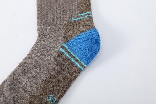 Hot Sale Soft Merino Wool Hiking Socks, Moisture Wicking, Anti Odor, Keep Feet Dry And Comfy All Day