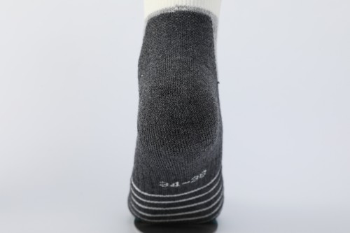 Breathable Soft Merino Wool Athletic Socks For Multi Sports Men Women Merino Wool Sports Socks