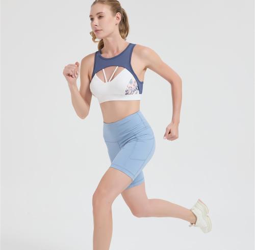 Merino Wool Activewear: Where Natural Performance Meets Everyday Movement