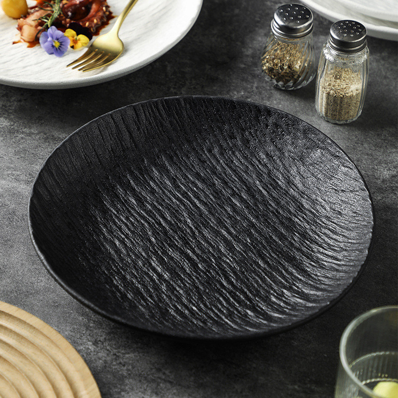 Close-Up of Textured Rim on White Porcelain Pasta Plate, Functional and Aesthetic Surface for Fine Dining