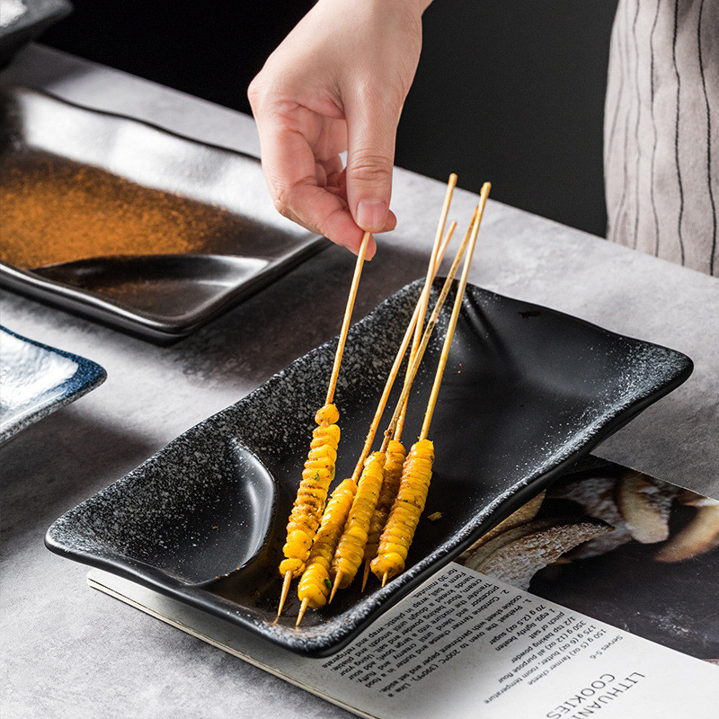 Close-Up of Textured Rim on White Porcelain Pasta Plate, Functional and Aesthetic Surface for Fine Dining