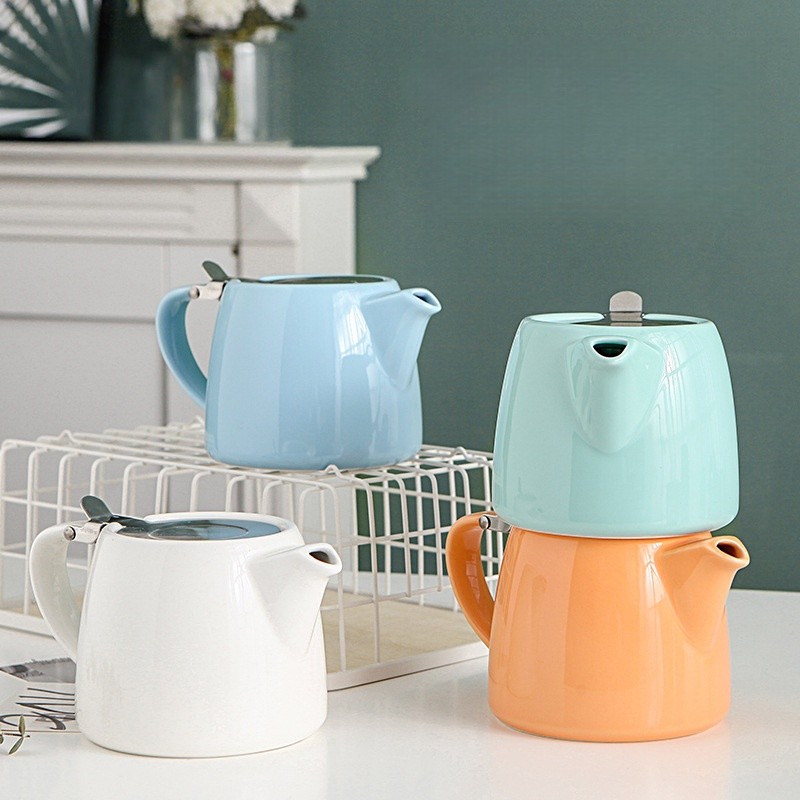 Stacked Japanese Stoneware Teapot With Infuser Lid