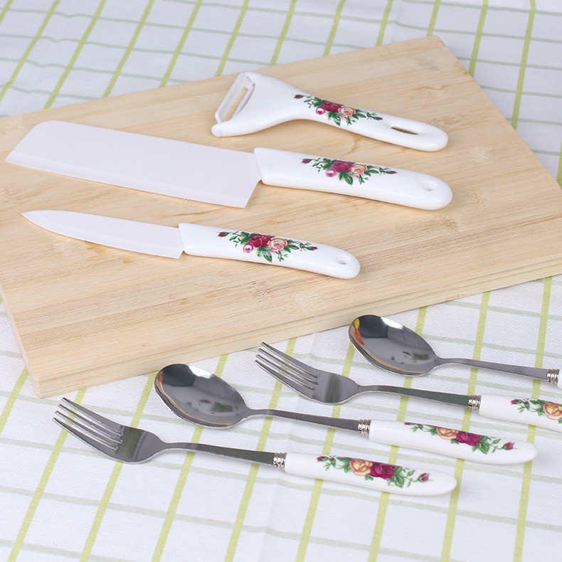 Detail View Of 7-Piece Ceramic Knife Set