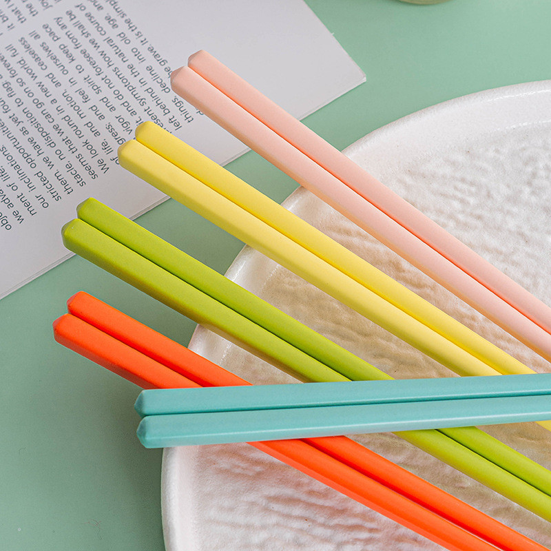 Color Display Of Vibrant Ceramic Chopsticks
