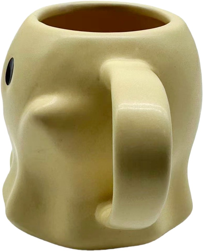 Side View: Espresso Cup & Saucer