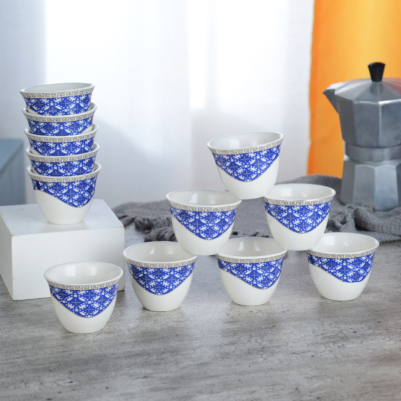 Stackable Ceramic Tea Cups With Adorable Kitten Pattern