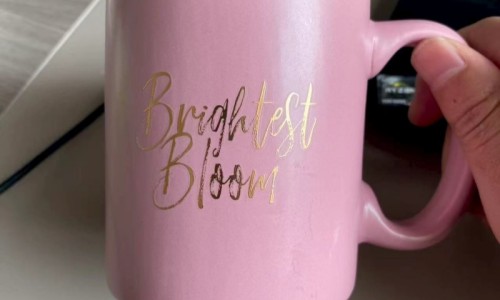 What Factors Affect the Wholesale Price of Custom Ceramic Mugs?