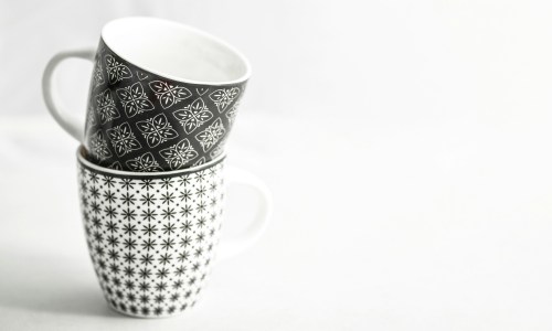 Guía para principiantes sobre cómo elegir un fabricante de vasos de cerámica