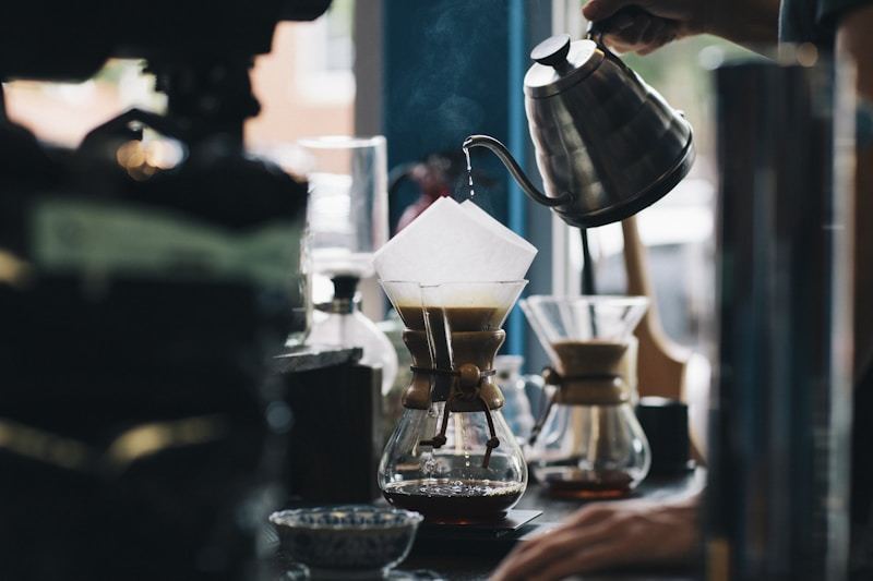 Blue Bottle Coffee  --  Minimalist Elegance