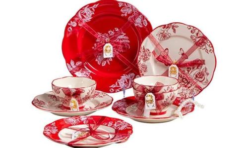 Tazas de regalo corporativo: cómo crear programas de regalo para empleados y clientes