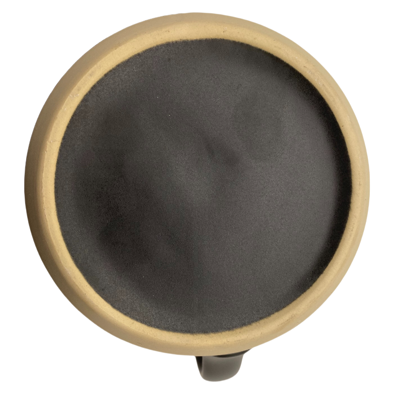 Close Up of Soft Matte Finish and Unglazed Base on 544ml Stoneware Ceramic Mug