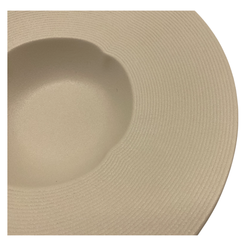 Wide Rim Porcelain Deep Dish