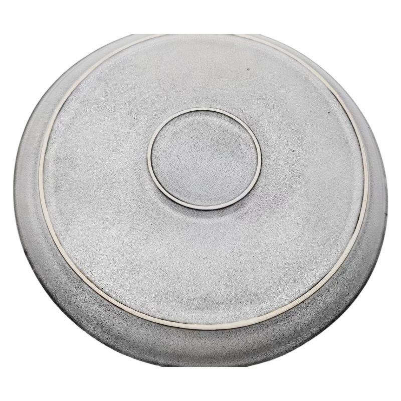 Front View of Modern Reactive Glaze Ceramic Dinner Plates with Elegant Radiating Pattern
