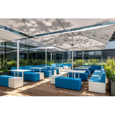 Durable Center Pole Umbrella Commercial Outdoor for Poolside Lounges and Oceanfront Resorts