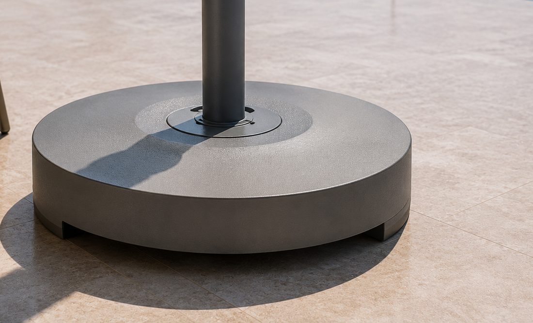 FHST064 round steel-plated concrete base close-up with pole collar
