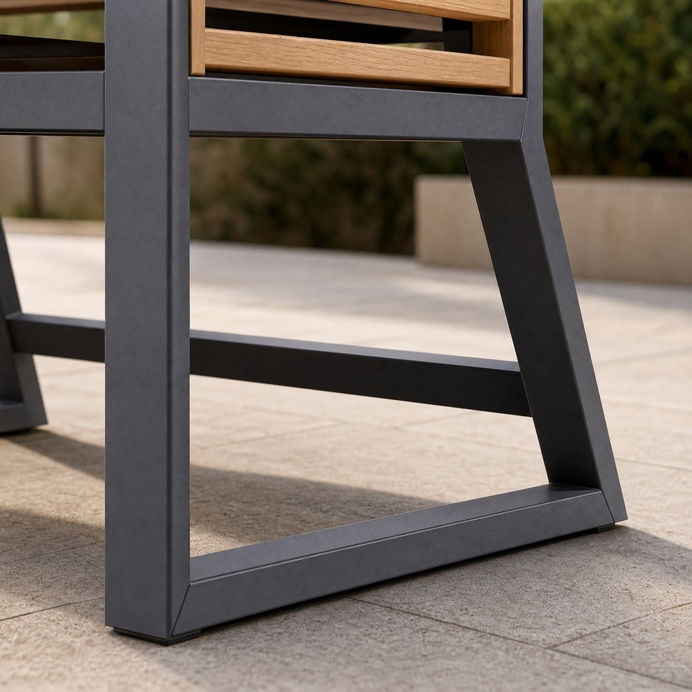 Aluminium frame with a sled base profile