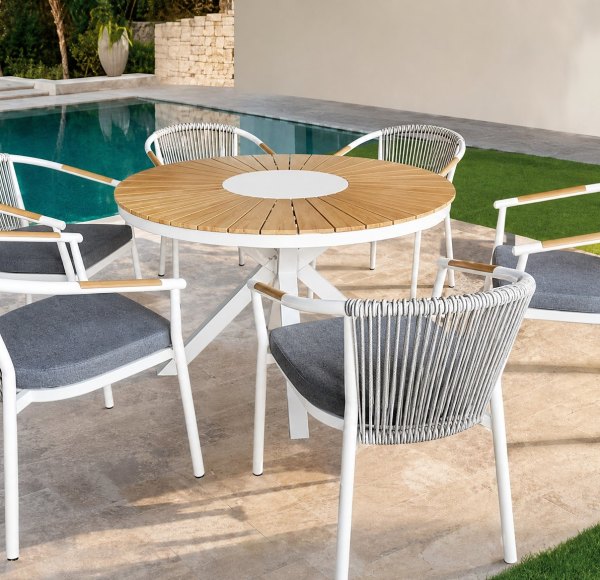 120cm Round Outdoor Dining Table | Sunburst Slat Top Garden Table for Patio Terrace Hotel Restaurant