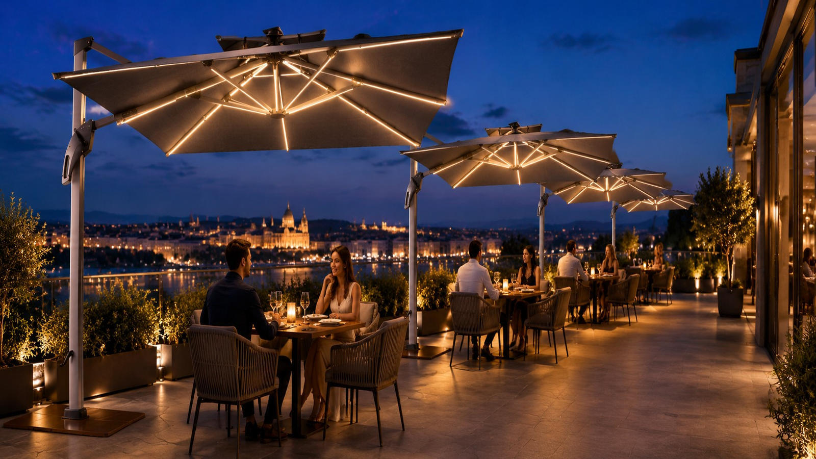 Commercial LED Umbrellas: How to Specify Lit Shade That Survives the Second Season