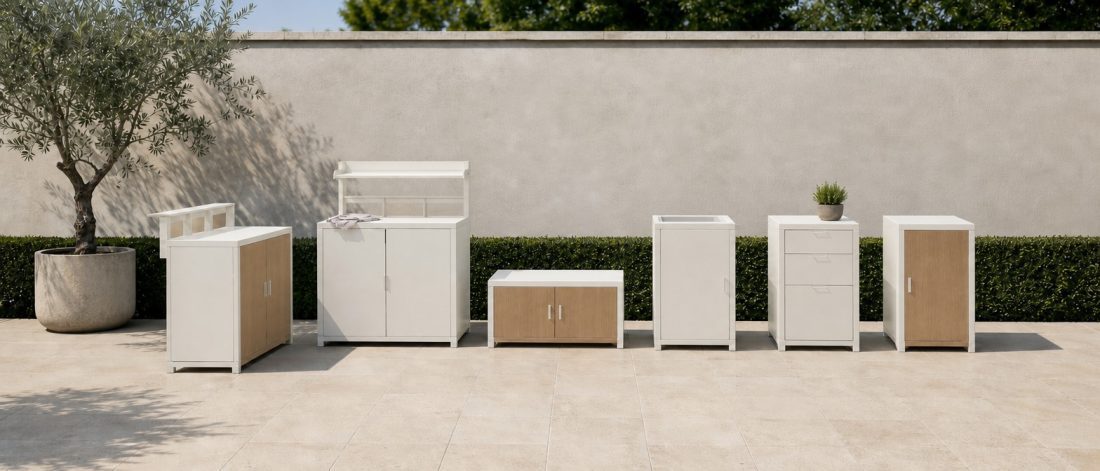 Can you customize the outdoor kitchen size and layout?