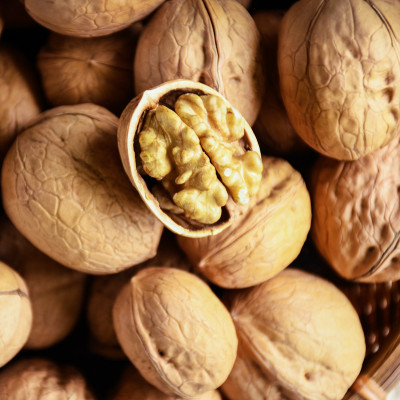 Bulk W185 Walnut Inshell | Xinjiang Thin-Shell Paper Walnut | 65%+ Kernel Rate