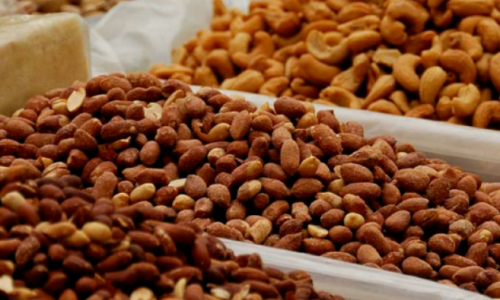 How to Choose the Healthiest Nuts for Optimal Nutrition | GOODLUCK Guide