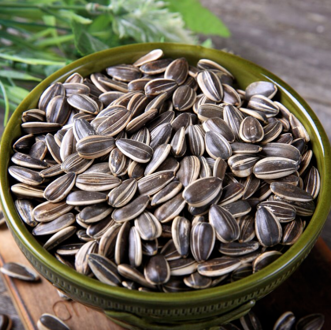 Why Seasonal Trends Must Be Considered When Purchasing Sunflower Seeds Wholesale