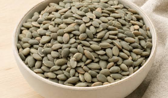 Pumpkin Seed Kernels vs. In-Shell Pumpkin Seeds - Unveiling the Superior Choice for Health & Culinary Delights