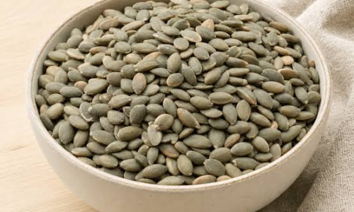 Pumpkin Seed Kernels vs. In-Shell Pumpkin Seeds - Unveiling the Superior Choice for Health & Culinary Delights