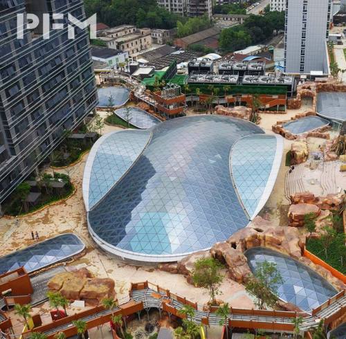 Grid-shell structure glass skylight dome commercial plaza