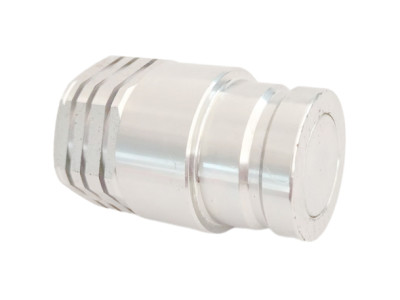 دليل لاختيار وصلات التوصيل السريع والصمامات الهيدروليكية المناسبة