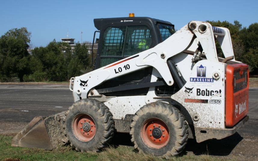 Top 7 Tips for Leaking Bobcat Auxiliary Hydraulic Couplers