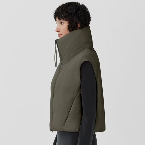 Custom Ladies Turtleneck Puffy Vest Manufacturer | Ginwen