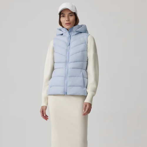 Custom Lightweight Hooded Puffy Vest Manufacturer | Ginwen