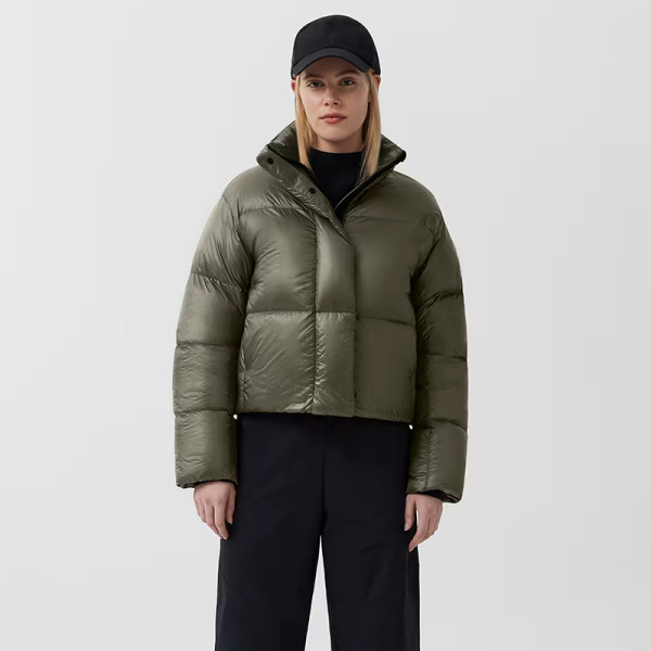 Custom Cropped Glossy Puffy Jacket Manufacturer | Ginwen