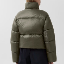 Custom Cropped Glossy Puffy Jacket Manufacturer | Ginwen