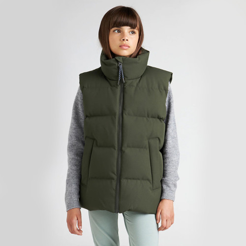 Custom Kids Turtleneck Puffy Vest Manufacturer | Ginwen