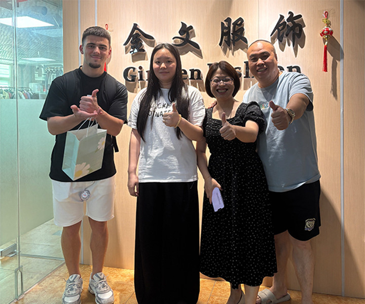 Australian Client Visits Ginwen to Launch Puffer Jacket Collaboration